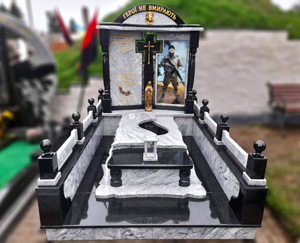 Виготовлення надмогильних памятників для військових. Львів. Виготовлення надгробних памятників для військових - Львів.